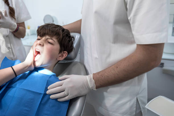 Best Emergency Dentist for Lost Fillings or Crowns in Vinton, IA